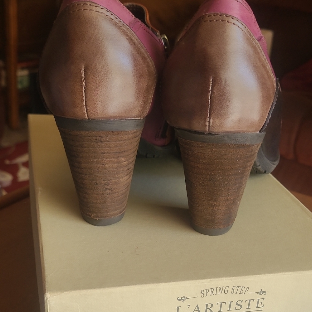 L'ATISTE Women's Heels - Purple, Orange, Brown - Picture 7 of 7